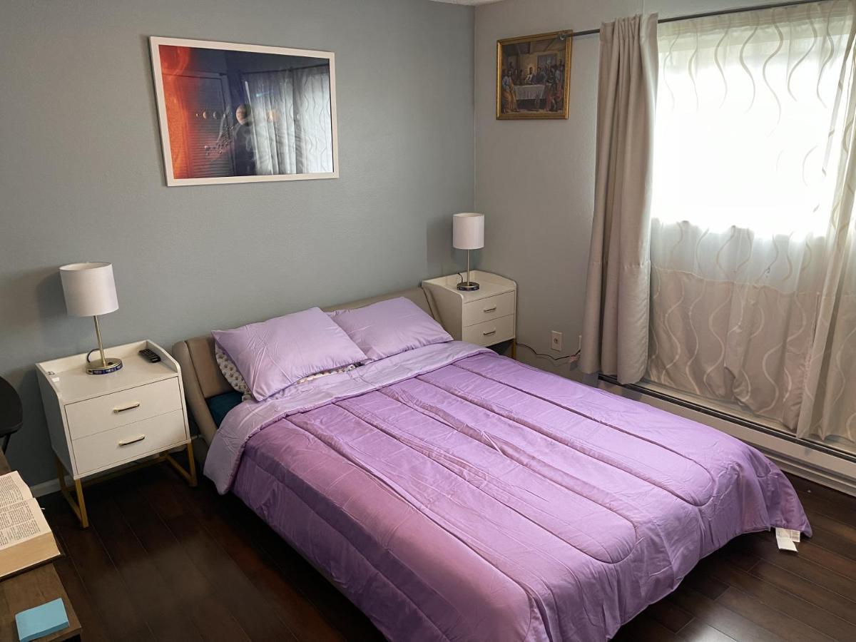 Shared Space With Private Room In Beautiful Lakefront Apartment Federal Way Bagian luar foto